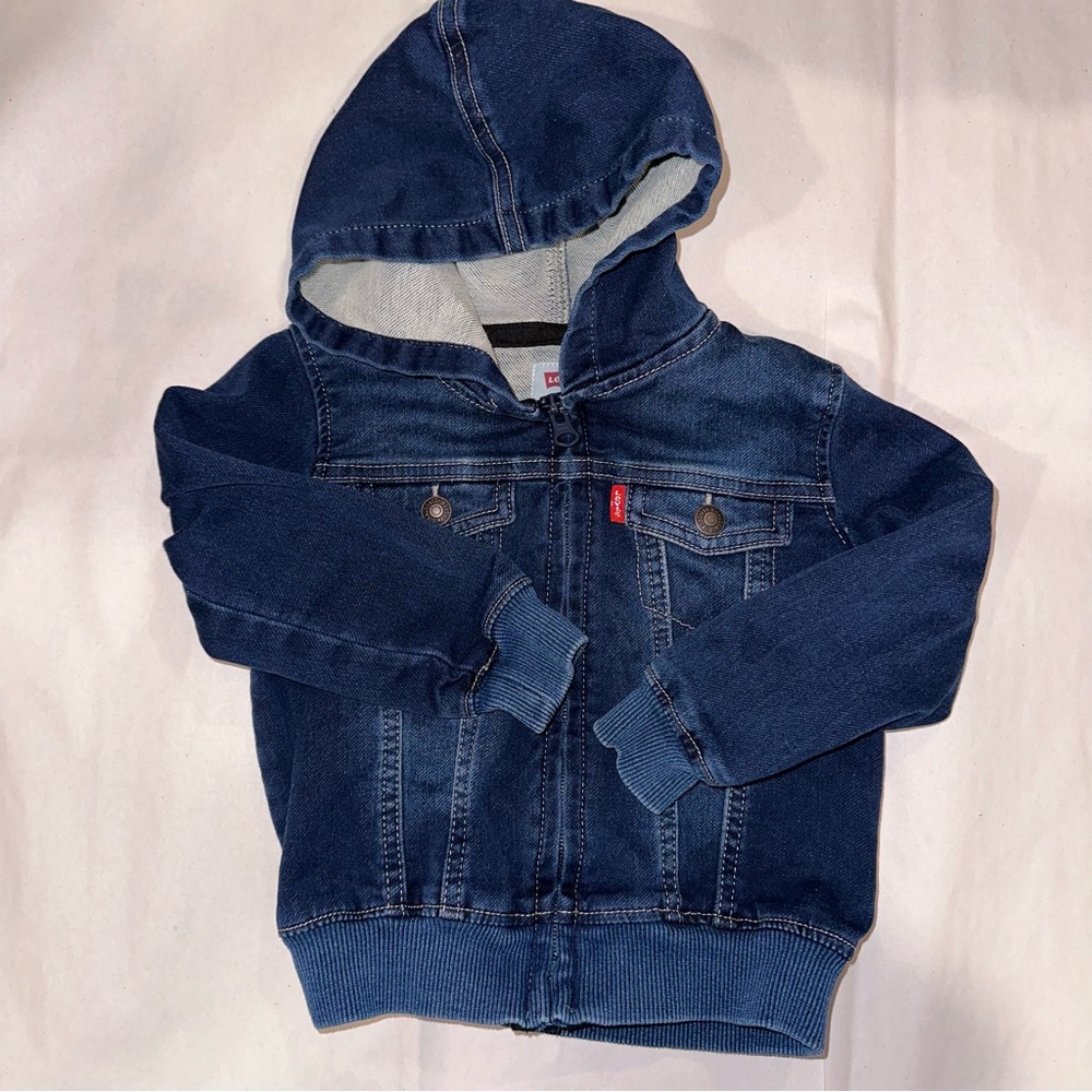 Toddler Zip-Up Hooded Denim Levi’s Jacket Size 24M